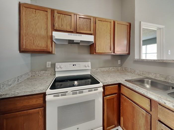 3014 E Pepperidge Dr - Photo 6 of 21