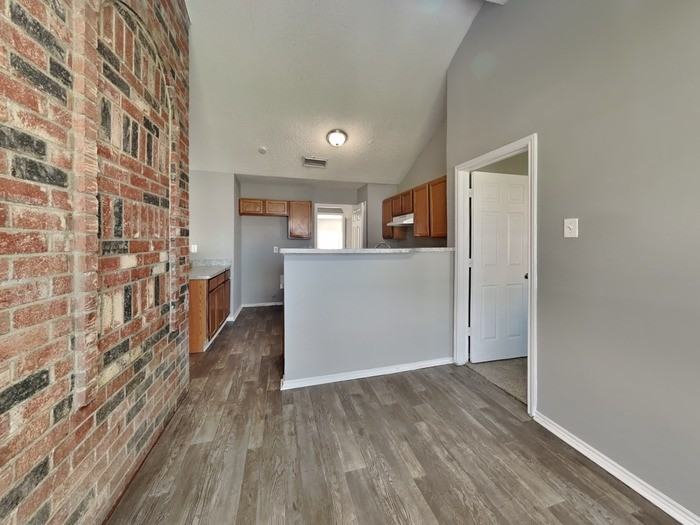 3014 E Pepperidge Dr - Photo 7 of 21