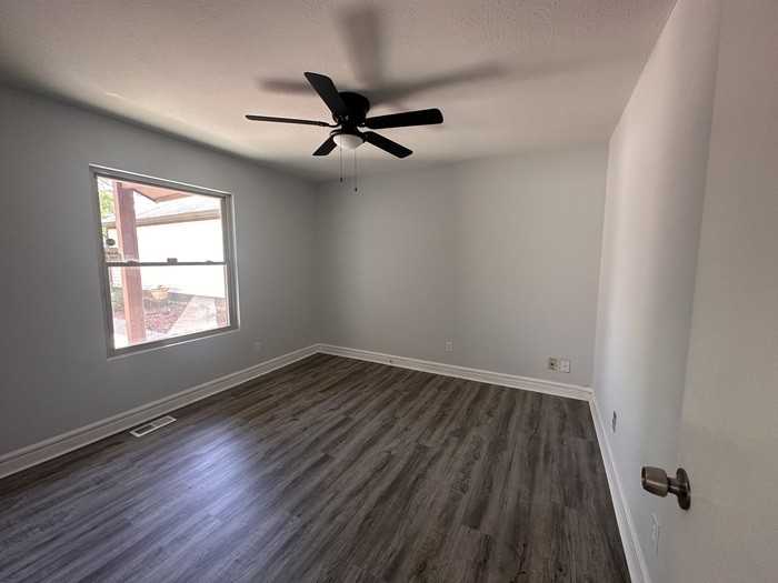 4024 Zinfandel Way - Photo 4 of 13