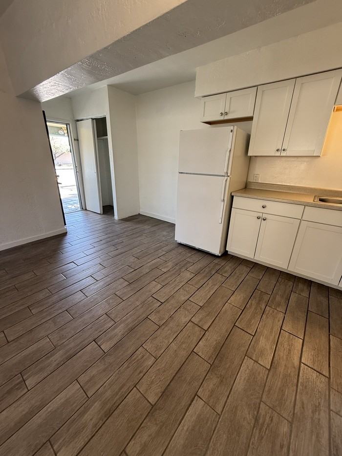 3519 N Los Altos Ave #2 - Photo 4 of 11