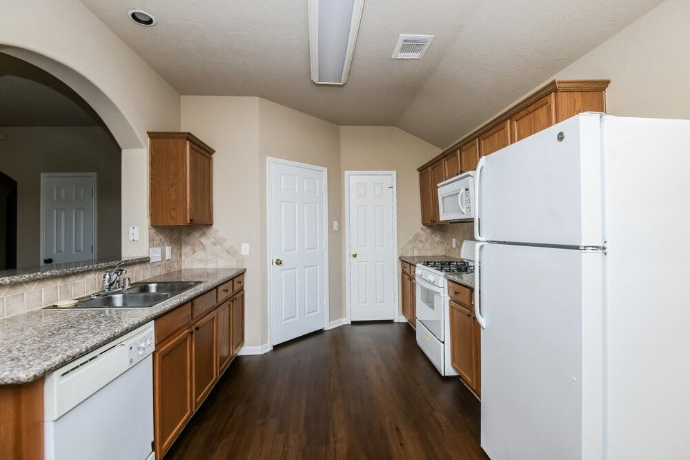 19642 Brisbane Meadows Ct - Photo 7 of 16