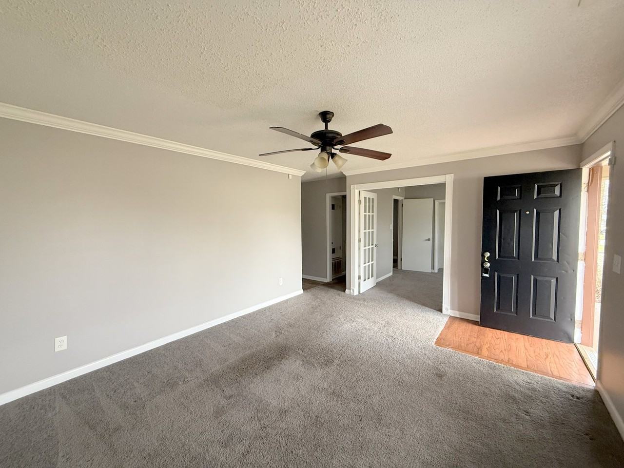 640 Dawson Ter Nw #1 - Photo 5 of 20