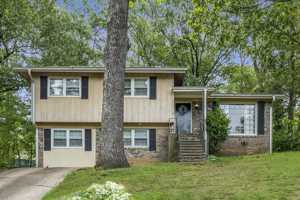 featured image of 1021 Dawn Dr