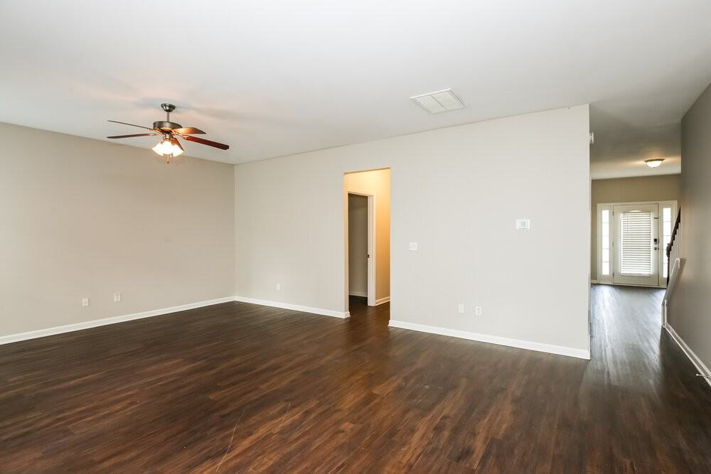 4235 Fourth Rail Ln - Photo 4 of 17