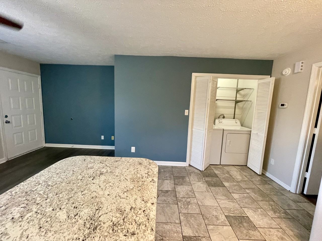 1113 Homestead Garden Court - 2 #2 - Photo 5 of 16