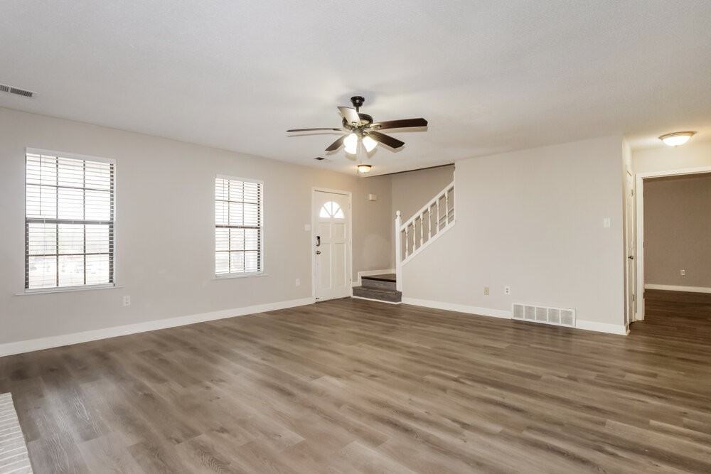 7333 Eastover Blvd - Photo 7 of 18