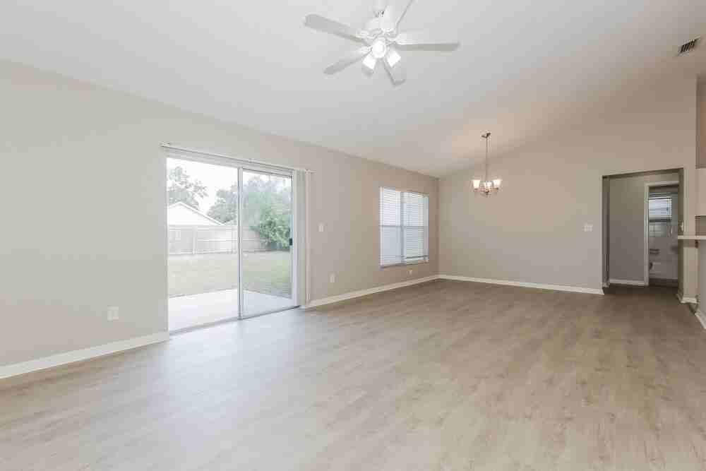 7616 Bristol Park Dr - Photo 3 of 16