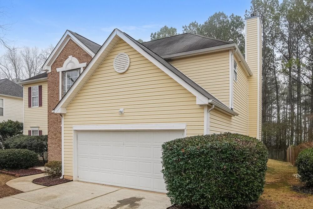 552 The Blvd - Photo 4 of 17