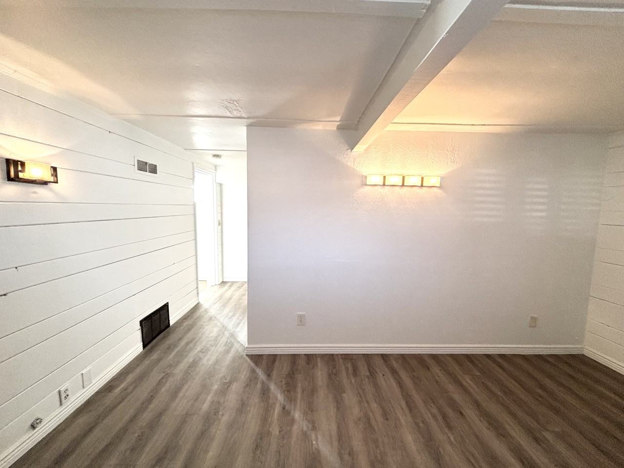 119 E Leslie Ave #3 - Photo 7 of 20