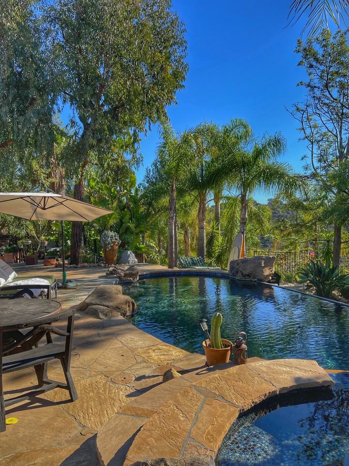 2535 Hawks Nest Trl #2 - Photo 2 of 20