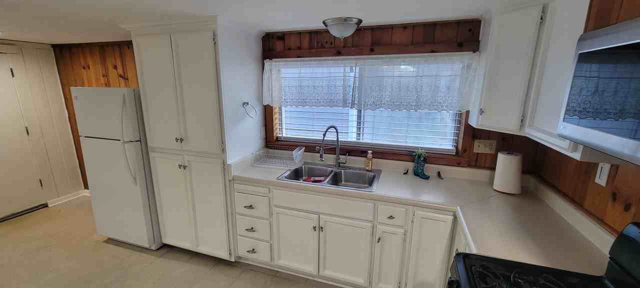 520 B St #NA - Photo 4 of 25