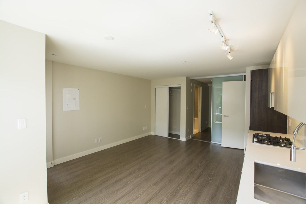 415 Woodland Drive - Photo 6 of 13