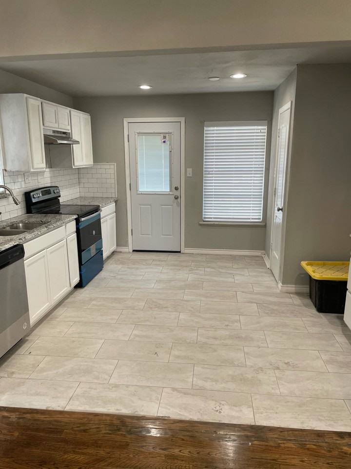 613 S Andrews Ave #1 - Photo 6 of 29