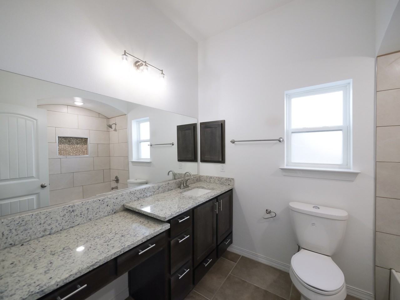 913 Ada Ln #1 - Photo 3 of 12