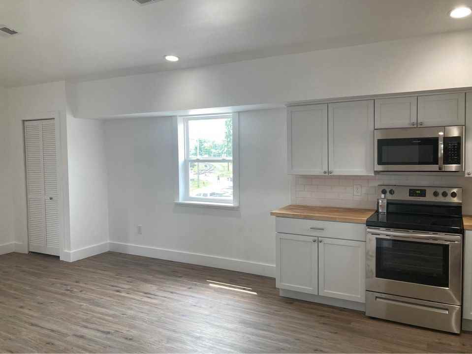 104 E Maple St #2 - Photo 2 of 10