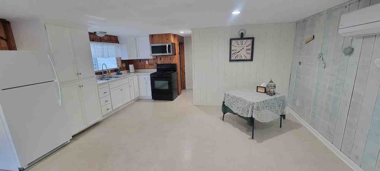 709 Cirby Way #NA - Photo 3 of 27