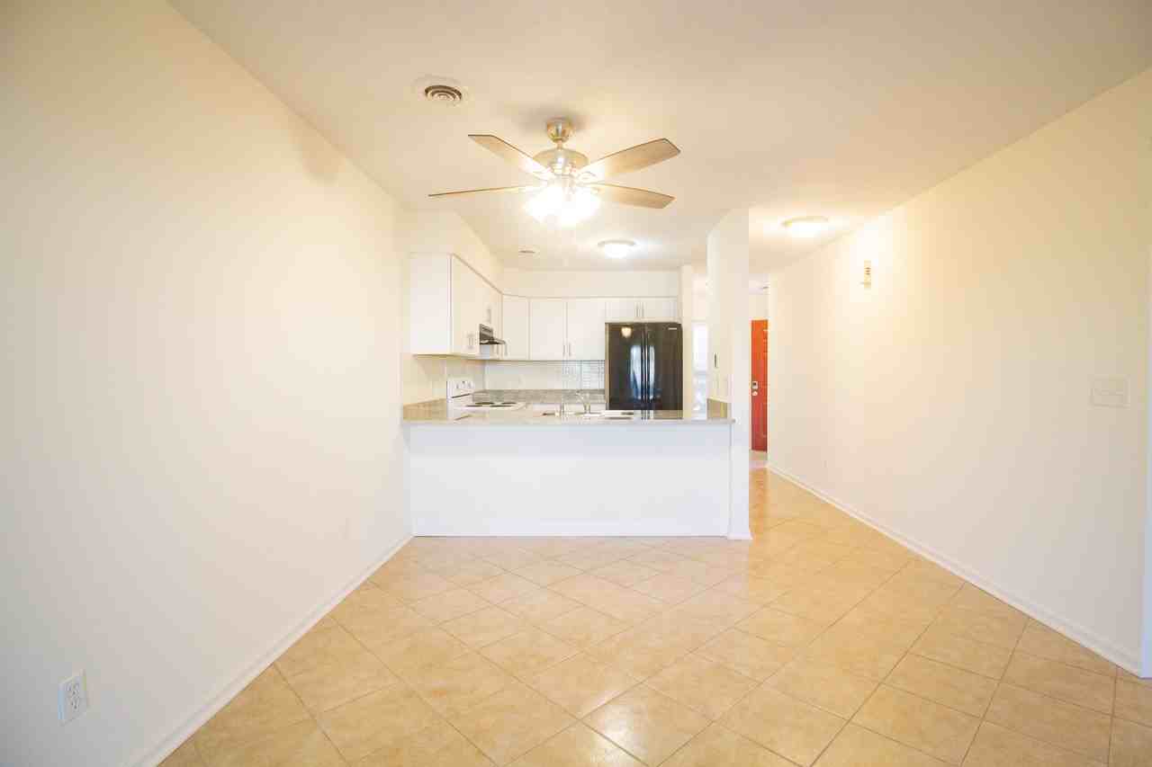 2708 S 17th St #B - Photo 3 of 27