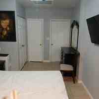 featured image of 232 W 20th St #3