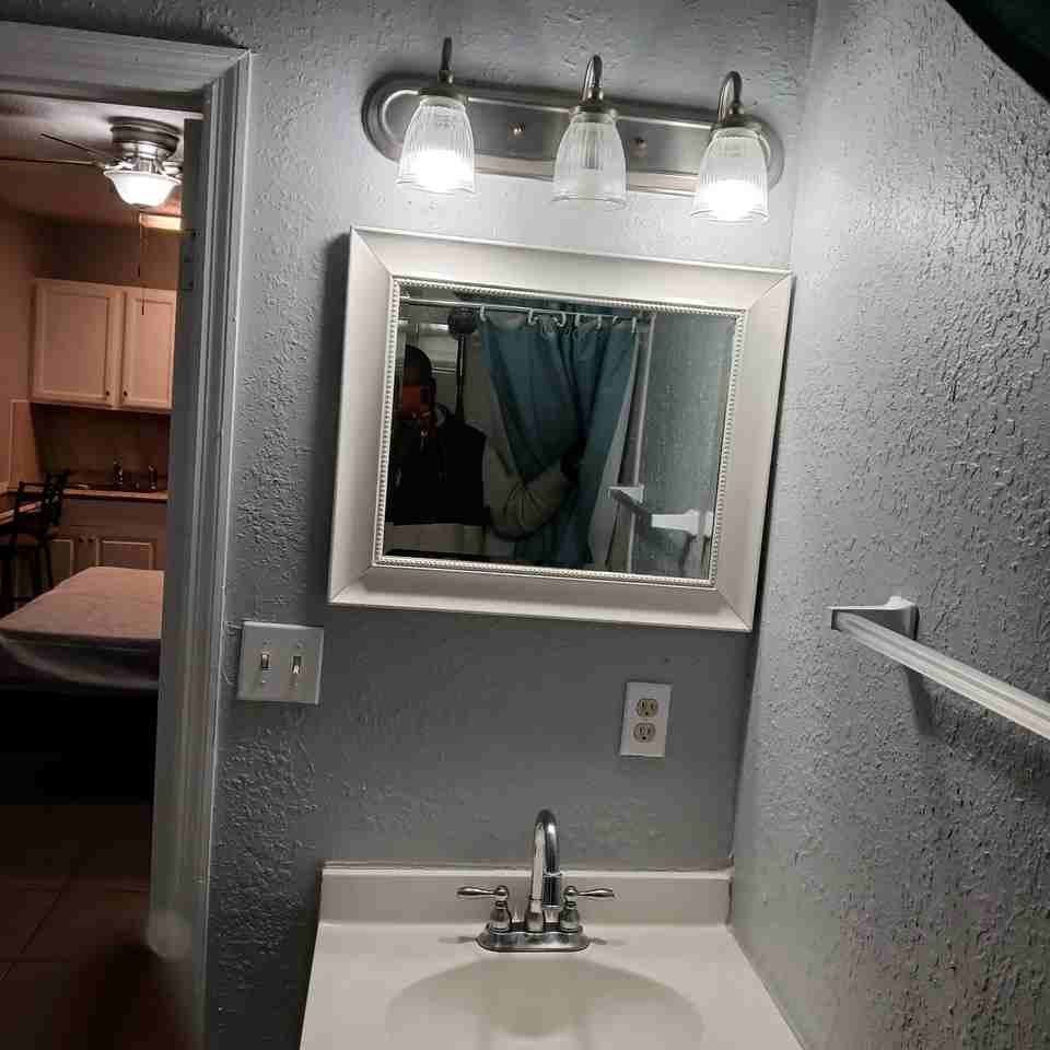 232 W 20th St #3 - Photo 3 of 10