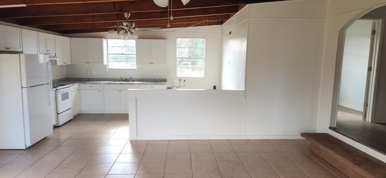 205 Peninsula Rd - Photo 6 of 18