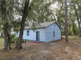 featured image of 211 W Main St