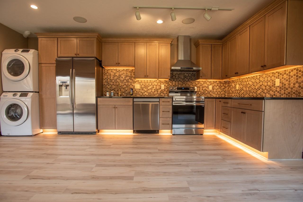 11493 S Gracey Ln - Photo 7 of 32