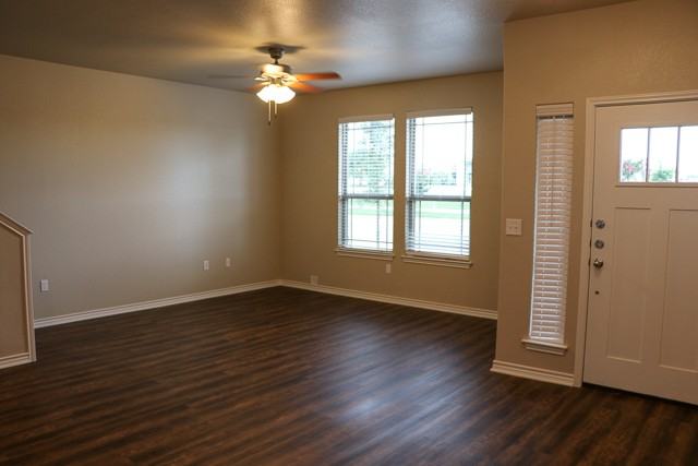 744 Westfield Blvd #744 - Photo 4 of 30