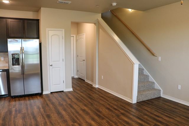 744 Westfield Blvd #744 - Photo 6 of 30