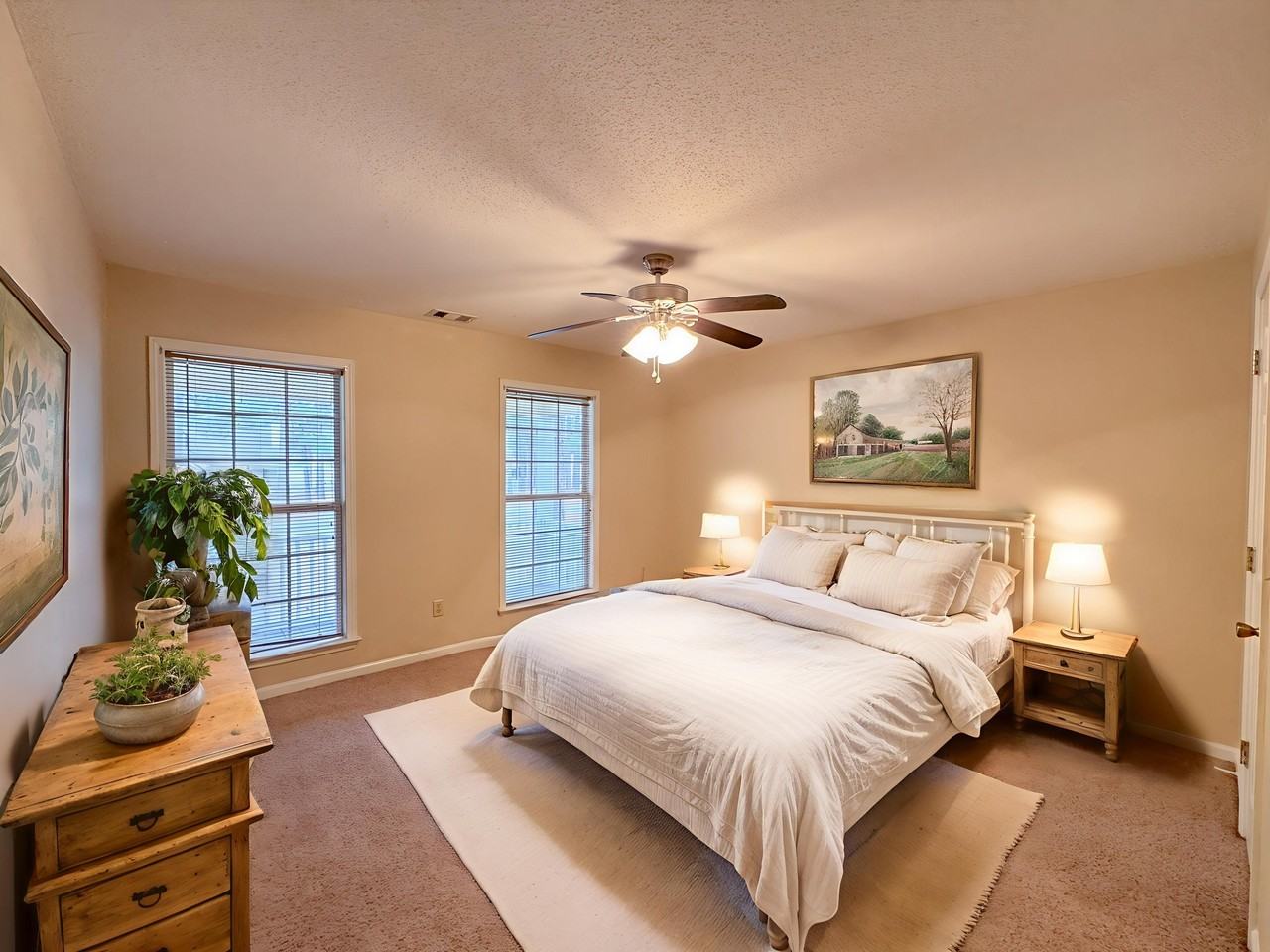 802 N Taylor Ct #1 - Photo 3 of 22