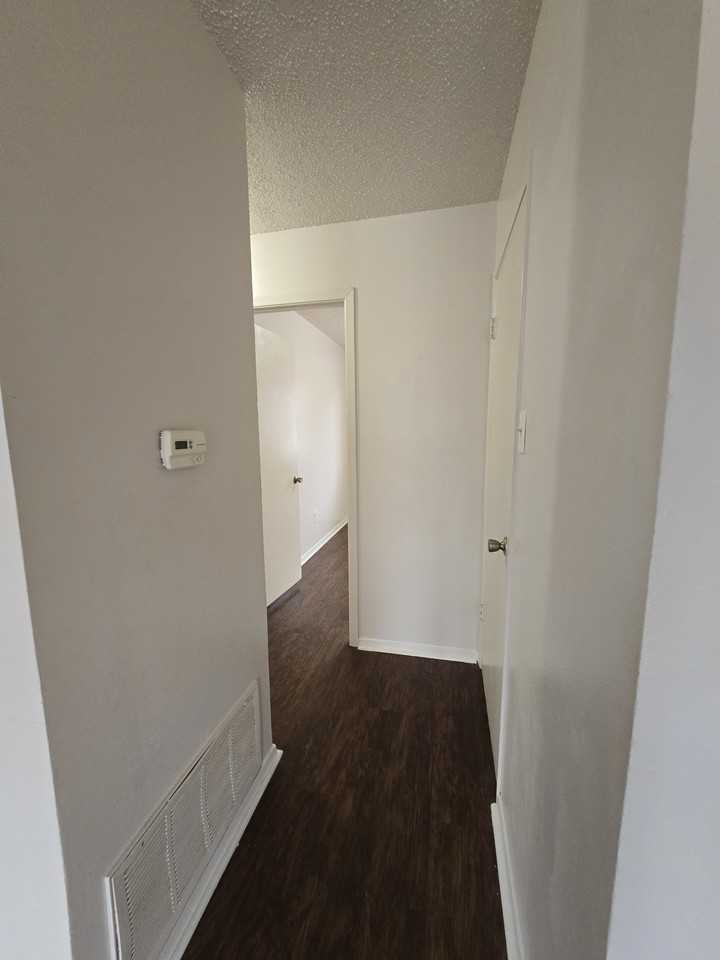 501 Reed St #103 - Photo 6 of 13
