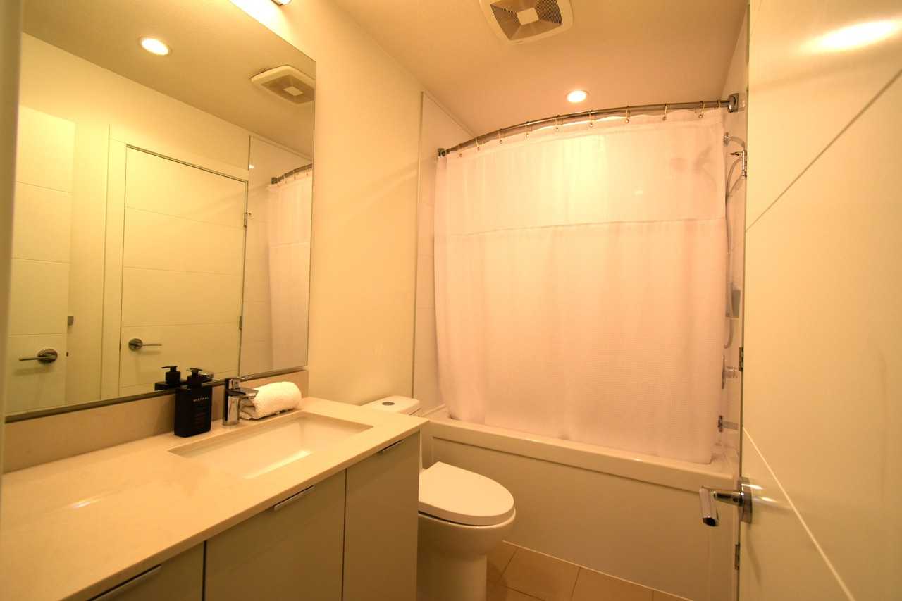 108 East 8th Street #606 - Photo 4 of 21