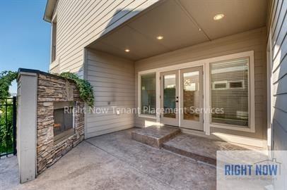 1076 W Stanhope St #1 - Photo 6 of 22