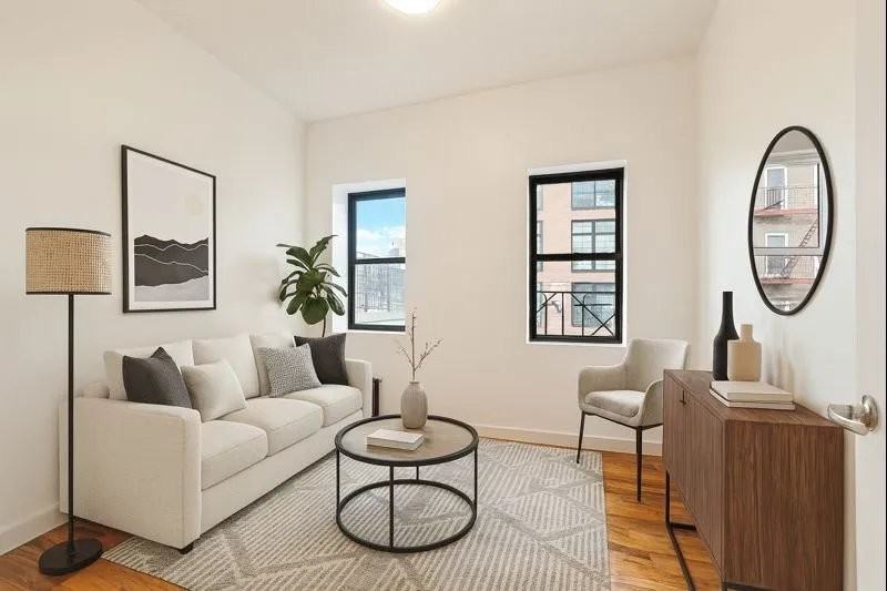 126 Elizabeth St #12