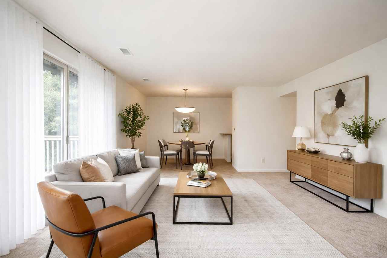 Hamlet West - Photo 5 of 15