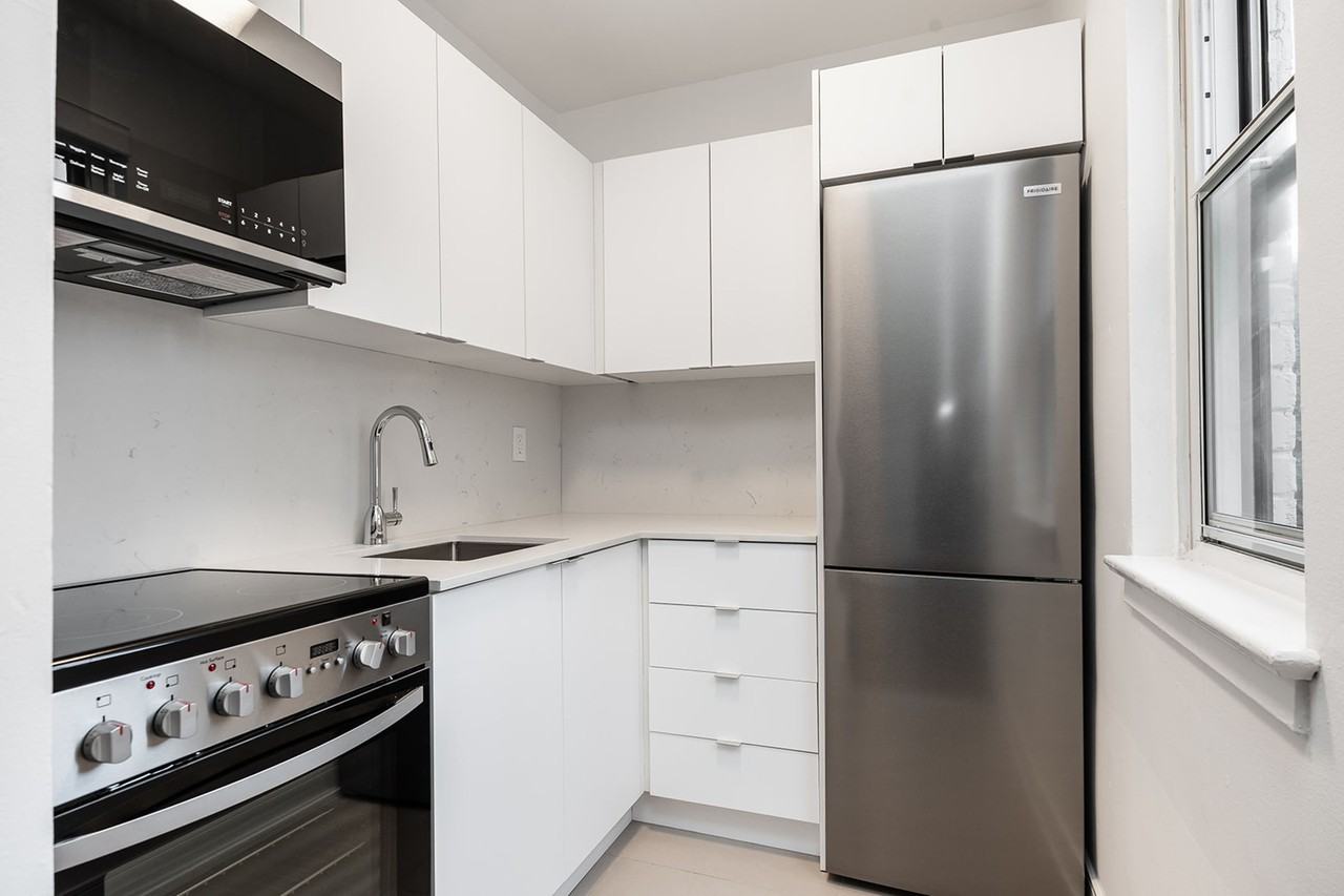 1001 O'Connor Drive - Photo 2 of 47