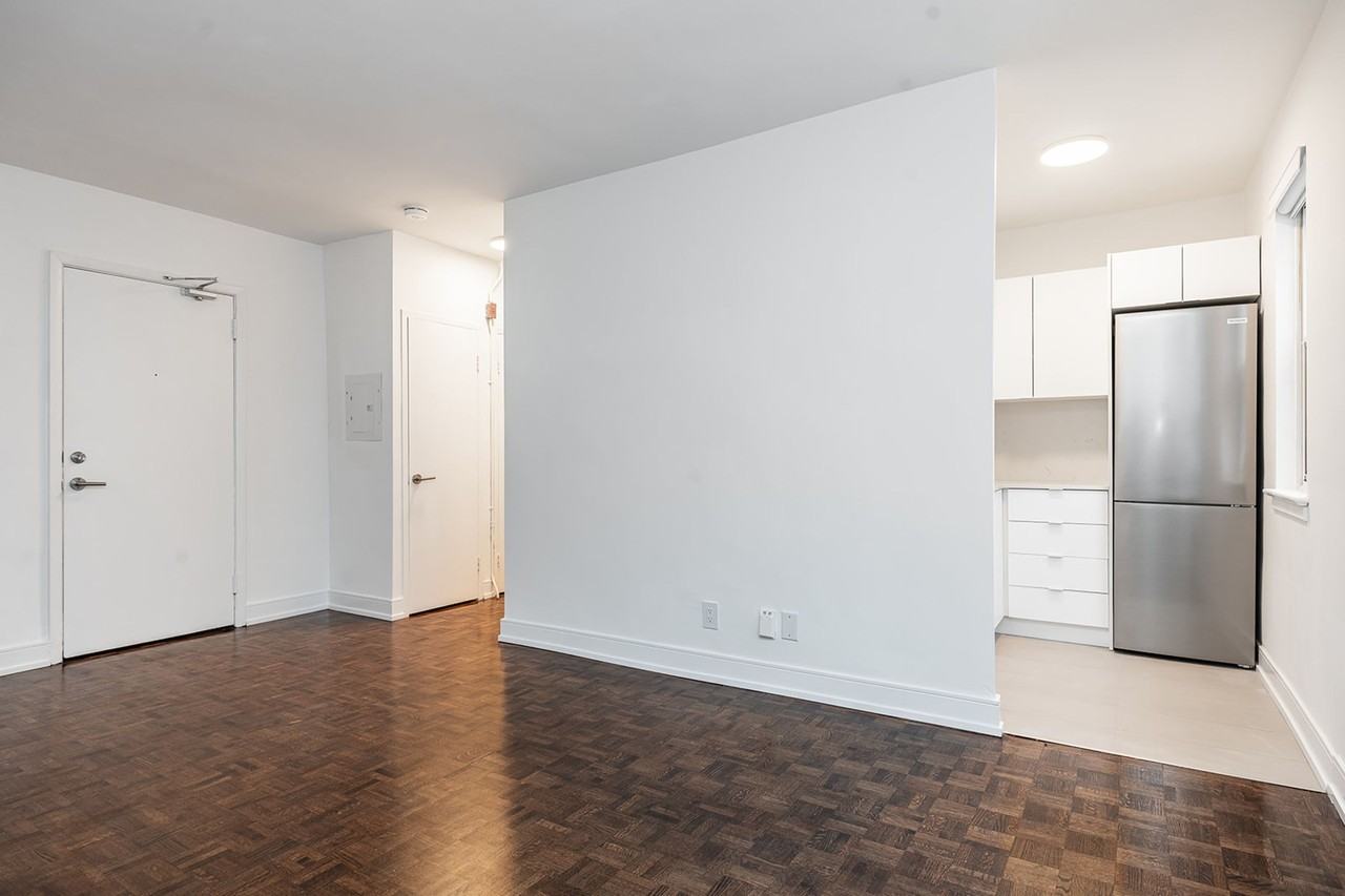 1001 O'Connor Drive - Photo 4 of 47