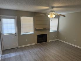 820 Meadow Glen Ave #B - Photo 1 of 1