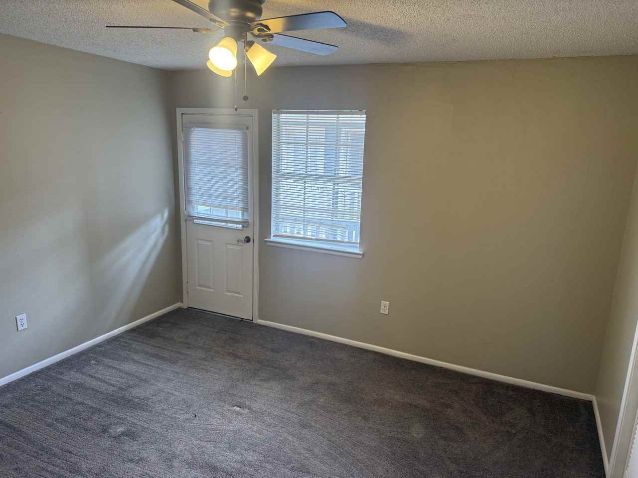 820 Meadow Glen Ave #B - Photo 6 of 11