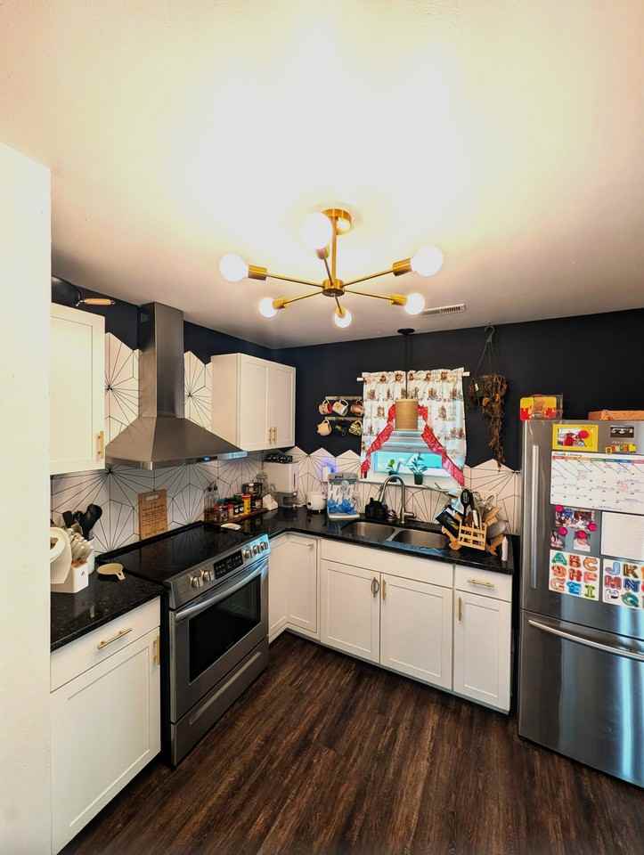 52 Buxton Ave #1 - Photo 4 of 30