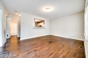 featured image of Middle St #917