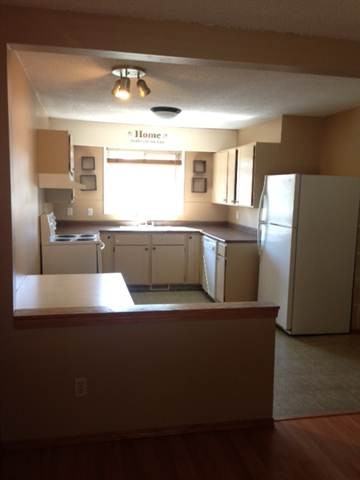 10036 79 AveKey - Photo 6 of 16