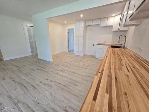 10306 Winthrop Rd #1 - Photo 7 of 29