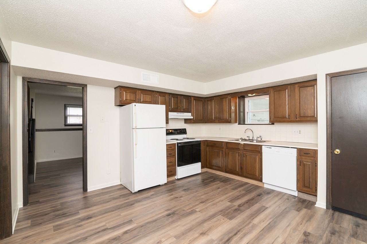 493/495 Perrey Drive - 493 #493 - Photo 6 of 19