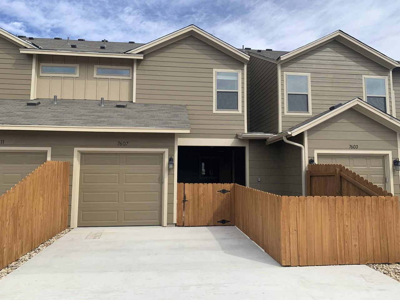 7607 Stonehollow Dr #7607 - Photo 3 of 19