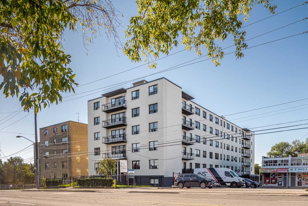 612 Dawes Road - Photo 2 of 36