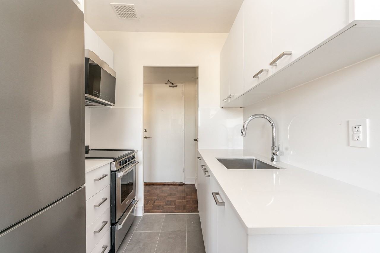 612 Dawes Road - Photo 6 of 36