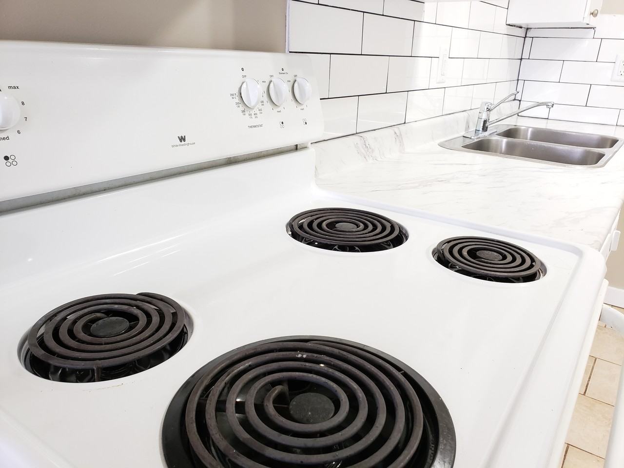 Clareview Court - Photo 7 of 14