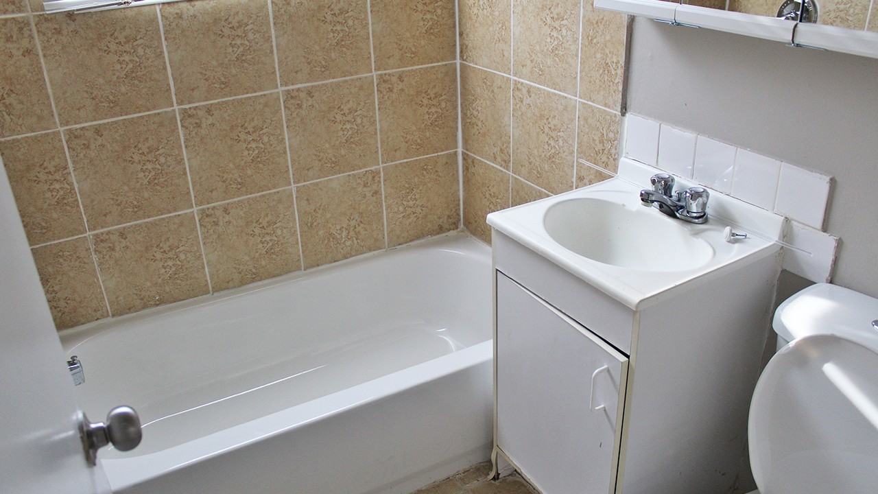 Pride Apartments - Photo 6 of 9