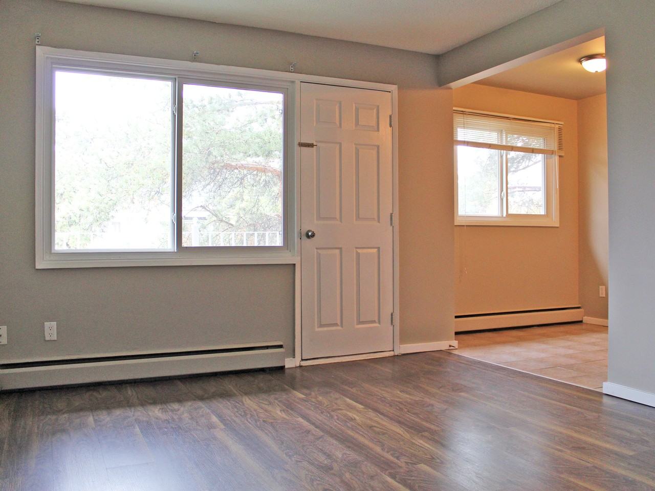 Ingle Apartments - Photo 3 of 11