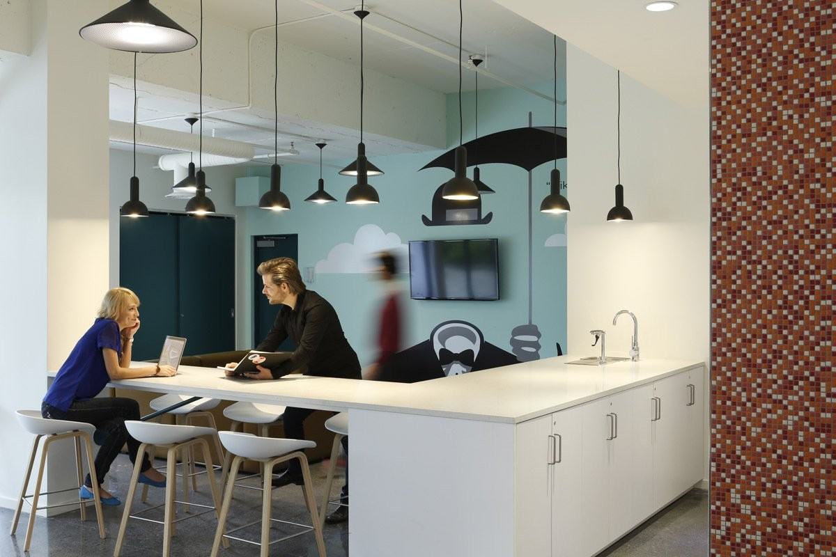 APT Living - Photo 5 of 23